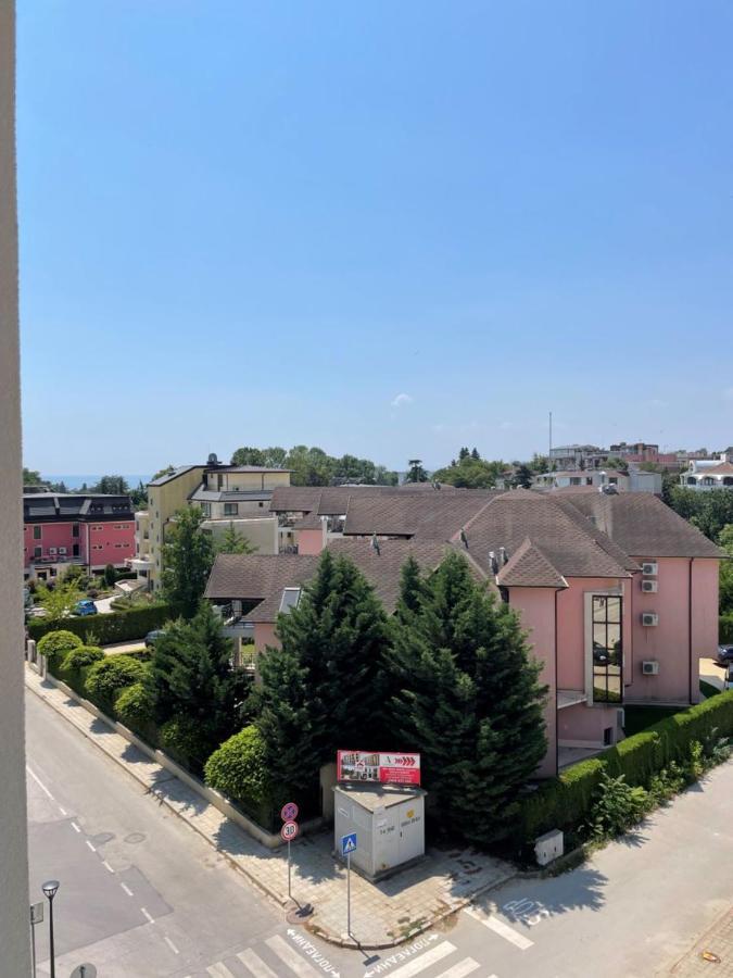 Sunny Studio Azur Saints Constantine and Helena Exterior foto